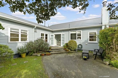 Photo of property in 65a Cashmere Avenue, Khandallah, Wellington, 6035