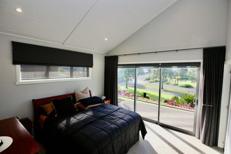 Photo of property in 4 Roseberry Place, Whitianga, 3510
