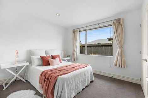 Photo of property in 24 Date Crescent, Aidanfield, Christchurch, 8025