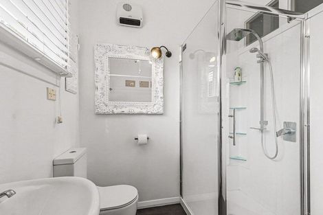 Photo of property in 18 Godwin Crescent, College Estate, Whanganui, 4500