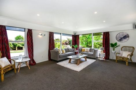 Photo of property in 5 Kirkdale Place Avonhead Christchurch City