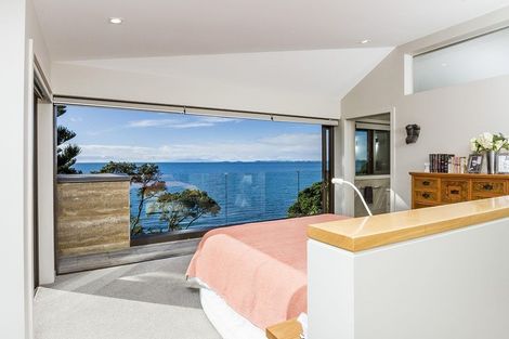 Photo of property in 5a Bournemouth Terrace, Murrays Bay, Auckland, 0630