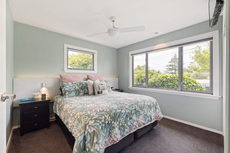 Photo of property in 10 Reynolds Avenue, Bishopdale, Christchurch, 8053