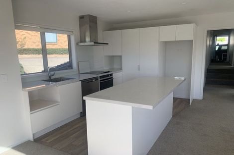 Photo of property in 8 Lavender Close, Spotswood, New Plymouth, 4310