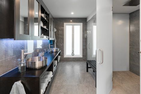 Photo of property in 87 Rutherford Drive, Waikanae Beach, Waikanae, 5036