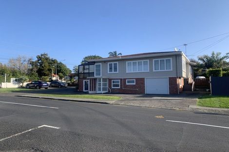 Photo of property in 119 Shakespeare Road, Milford, Auckland, 0620