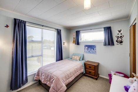 Photo of property in 35 Lichfield Crescent, Tamatea, Napier, 4112