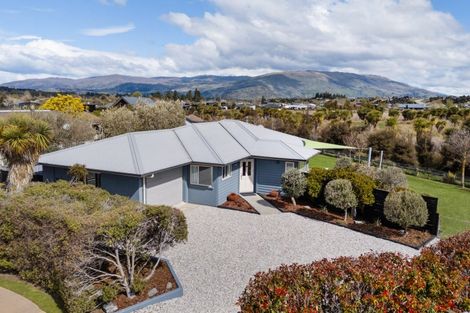 Photo of property in 17 Hunt Place, Albert Town, Wanaka, 9305