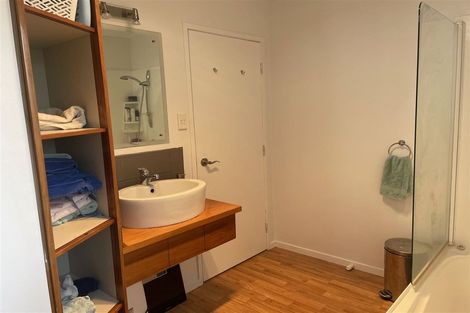 Photo of property in 1/21 Contessa Drive, Glenfield, Auckland, 0629