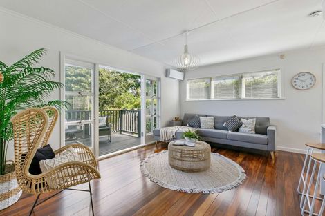 Photo of property in 1/15 Stanley Avenue, Milford, Auckland, 0620