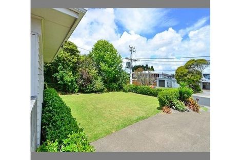 Photo of property in 6 Gills Avenue, Papakura, 2110