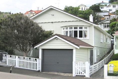 Photo of property in 31 Clyde Street, Island Bay, Wellington, 6023