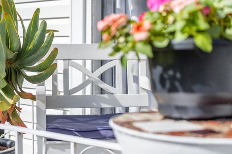 Photo of property in 31 Valley Road, Titirangi, Auckland, 0604