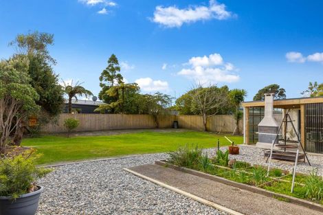 Photo of property in 20 Cook Street, Carters Beach, Westport, 7825