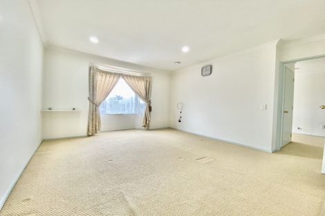 Photo of property in 14 Franshell Crescent, East Tamaki, Auckland, 2013