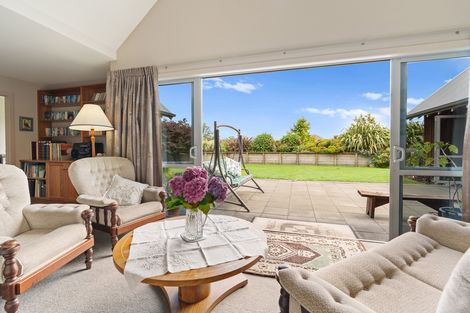 Photo of property in 22 Irwin Logan Drive, Mosgiel, 9024