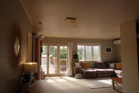 Photo of property in 42a Hammond Avenue, Hatfields Beach, Orewa, 0931