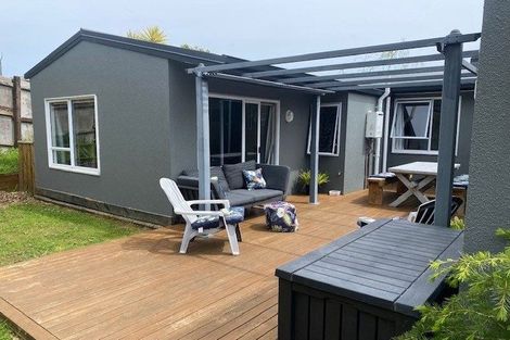 Photo of property in 91 Awanui Street, Merrilands, New Plymouth, 4312