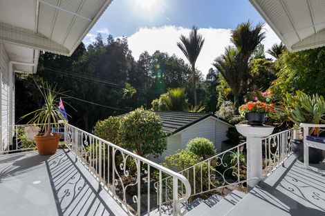 Photo of property in 31 Valley Road, Titirangi, Auckland, 0604