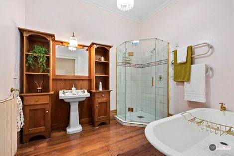 Photo of property in 32 Woodland Road, Johnsonville, Wellington, 6037