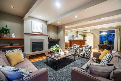 Photo of property in 29 Belle Vue Avenue, Northcote Point, Auckland, 0627