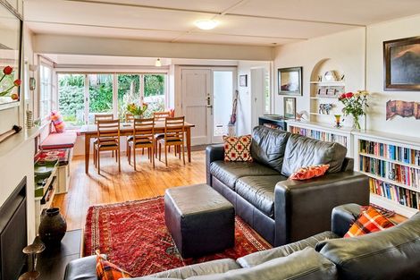 Photo of property in 53 Pukatea Street, Eastbourne, Lower Hutt, 5013