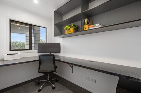 Photo of property in 25 Wiremu Street, Brookfield, Tauranga, 3110