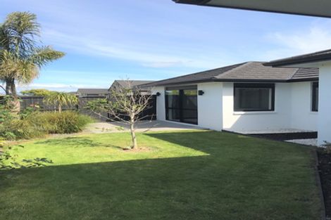 Photo of property in 15 Bree Place, Flagstaff, Hamilton, 3210