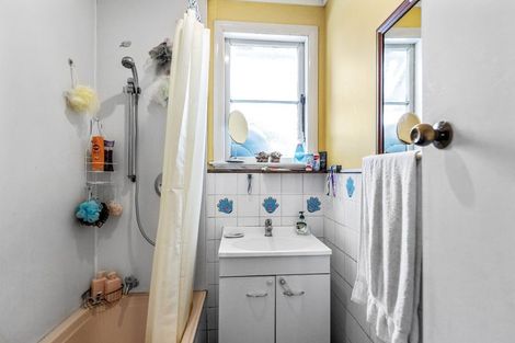 Photo of property in 96 Holland Road, Fairfield, Hamilton, 3214