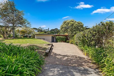 Photo of property in 39 Grand View Road, Leigh, 0985