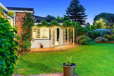 Photo of property in 430 Te Moana Road, Waikanae, 5036