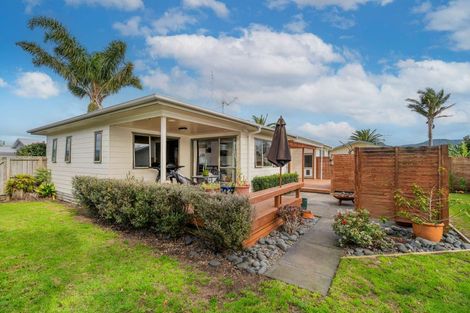 Photo of property in 12 Pipi Dune, Whitianga, 3510
