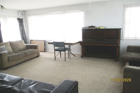 Photo of property in 92 Frensham Crescent, Woolston, Christchurch, 8062