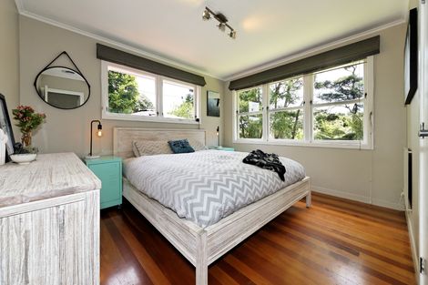 Photo of property in 30 Atkinson Road, Titirangi, Auckland, 0604