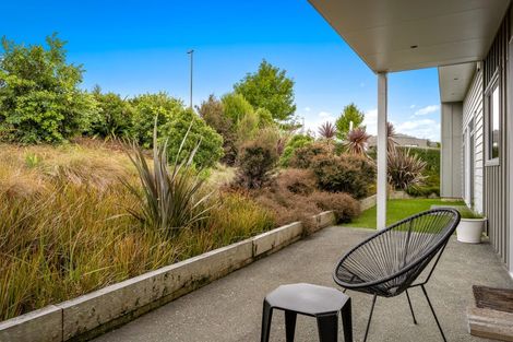 Photo of property in 45 Laly Haddon Place, Matakana, Warkworth, 0985