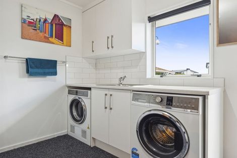 Photo of property in 2/492 Otumoetai Road, Otumoetai, Tauranga, 3110