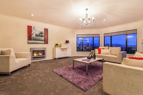 Photo of property in 49 Arahiwi Grove, Tirohanga, Lower Hutt, 5010
