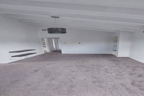 Photo of property in 1/46 Chippendale Crescent, Birkdale, Auckland, 0626