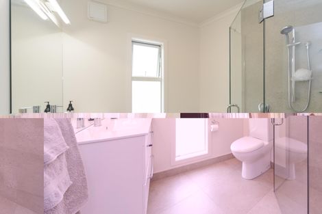 Photo of property in 10a Rangitane Street, Palmerston North, 4414