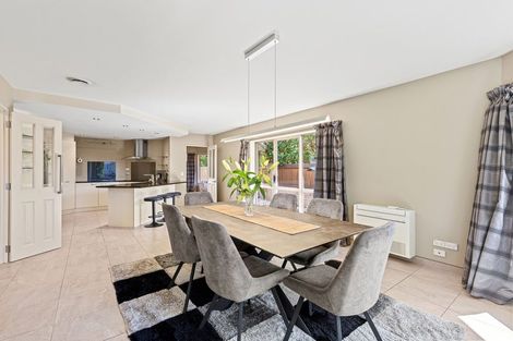 Photo of property in 1 Henridge Place, Avonhead, Christchurch, 8042