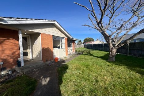 Photo of property in 25b Medina Crescent, Parklands, Christchurch, 8083