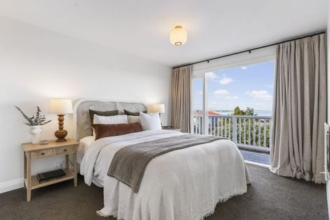 Photo of property in 120 Island Bay Road, Beach Haven, Auckland, 0626