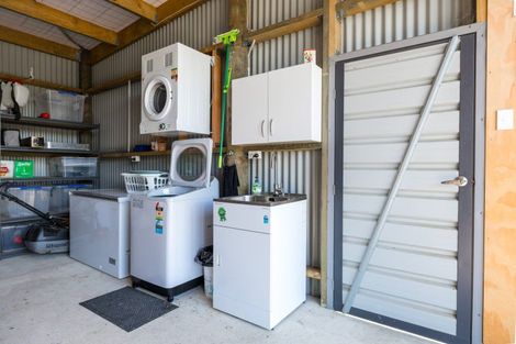 Photo of property in 46 Bathgates Road, Waimate, 7980