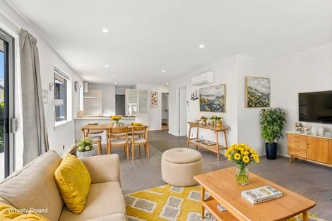 Photo of property in 72b Wilsons Road, Saint Martins, Christchurch, 8022