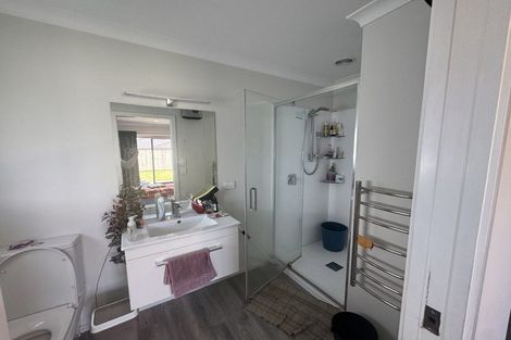 Photo of property in 27 Cobb Place, Otaki, 5512