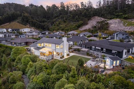 Photo of property in 40 Banks Boulevard, Whitby, Porirua, 5024