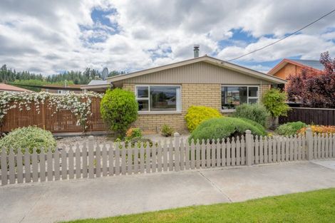 Photo of property in 83 Dunstan Road, Alexandra, 9320