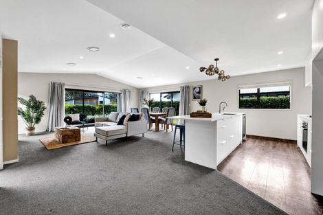 Photo of property in 12 Kotare Drive, Waiwhakaiho, New Plymouth, 4312