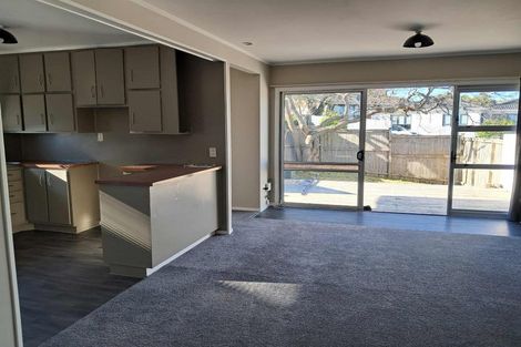 Photo of property in 2/4 Abelia Place, Papatoetoe, Auckland, 2025