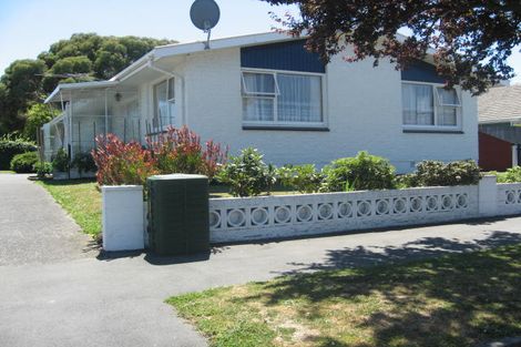 Photo of property in 2/16 Colligan Street, Upper Riccarton, Christchurch, 8041